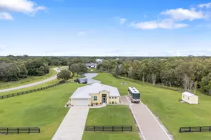 2143 SE 137th Way, Okeechobee, FL 34974 - Photo 2