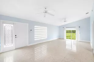 5713 Boynton Bay Cir, Boynton Beach, FL 33437 - Photo 4