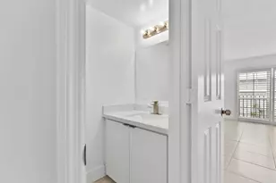 1194 Hillsboro Mile, Hillsboro Beach, FL 33062 - Photo 26