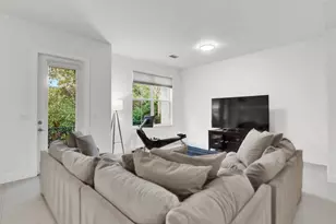 7113 Kensington Ct, Palm Beach Gardens, FL 33418 - Photo 8