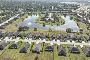 746 Center Lake St, Lehigh Acres, FL 33974 - Photo 2