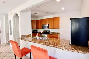 247 Lake Monterey Cir, Boynton Beach, FL 33426 - Photo 8