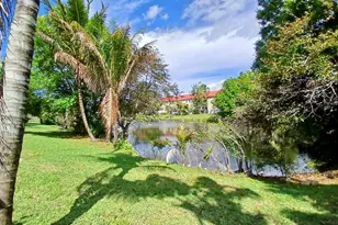 247 Lake Monterey Cir, Boynton Beach, FL 33426 - Photo 26