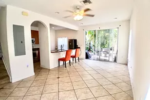 247 Lake Monterey Cir, Boynton Beach, FL 33426 - Photo 10