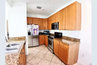 247 Lake Monterey Circle, Boynton Beach, FL 33426 - Photo 4