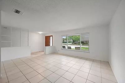 11576 Sanderling Drive, Wellington, FL 33414 - Photo 2