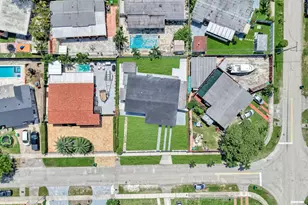 4040 SW 108th Ave, Miami, FL 33165 - Photo 2