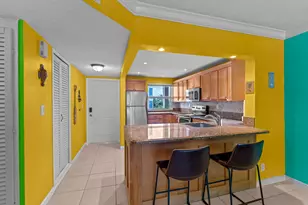 1069 Hillsboro Mile, Hillsboro Beach, FL 33062 - Photo 10