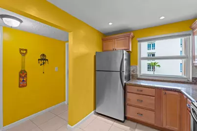 1069 Hillsboro Mile #503, Hillsboro Beach, FL 33062 - Photo 6