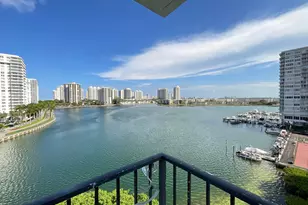 2780 NE 183rd St, Aventura, FL 33160 - Photo 8