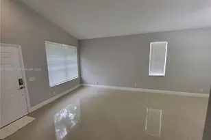 928 Falling Water Rd, Weston, FL 33326 - Photo 8