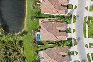 8240 SE Paurotis Ln, Hobe Sound, FL 33455 - Photo 42