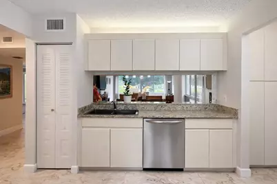 6698 10th Avenue N #116, Greenacres, FL 33467 - Photo 8