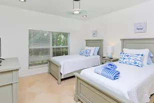 2003 Bay Dr, Pompano Beach, FL 33062 - Photo 28