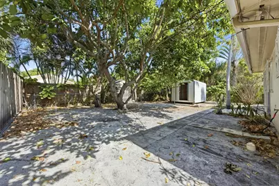 225 Plymouth Road, West Palm Beach, FL 33405 - Photo 10