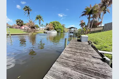 317 SE Verada Avenue, Port Saint Lucie, FL 34983 - Photo 4