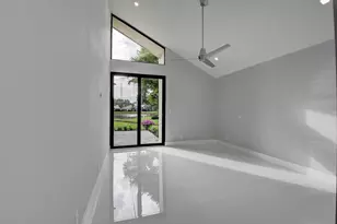 2006 Bridgewood Dr, Boca Raton, FL 33434 - Photo 4