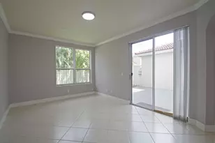 13243 NW 8th St, Pembroke Pines, FL 33028 - Photo 6