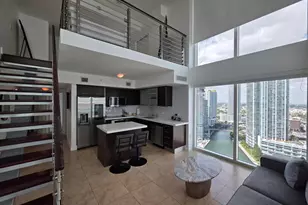 41 SE 5th St, Miami, FL 33131 - Photo 1