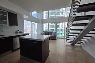 41 SE 5th St, Miami, FL 33131 - Photo 6