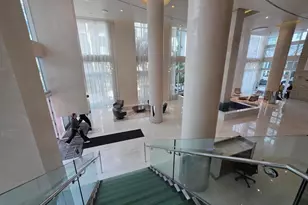 41 SE 5th St, Miami, FL 33131 - Photo 20