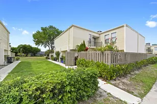 1606 Shaker Cir, Wellington, FL 33414 - Photo 1