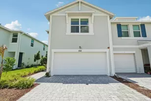 602 Salisbury Cir, Fort Pierce, FL 34982 - Photo 1