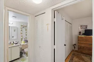 2220 N Cypress Bend Dr, Pompano Beach, FL 33069 - Photo 16