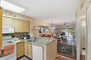 2220 N Cypress Bend Dr, Pompano Beach, FL 33069 - Photo 6