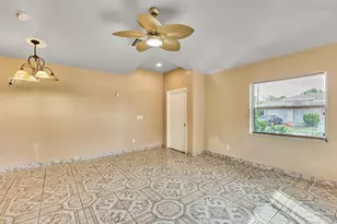 556 E Ridge Cir Circle N, Boynton Beach, FL 33435 - Photo 12