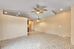 556 E Ridge Cir Circle N, Boynton Beach, FL 33435 - Photo 10