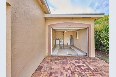 556 E Ridge Cir Circle N, Boynton Beach, FL 33435 - Photo 18