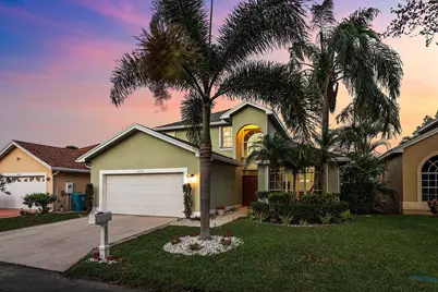 1030 Fairfax Circle W, Boynton Beach, FL 33436 - Photo 8