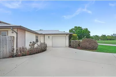 542 NW La Brea Avenue, Port Saint Lucie, FL 34983 - Photo 2