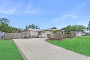 542 NW La Brea Ave, Port Saint Lucie, FL 34983 - Photo 1