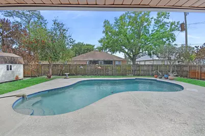 542 NW La Brea Avenue, Port Saint Lucie, FL 34983 - Photo 22