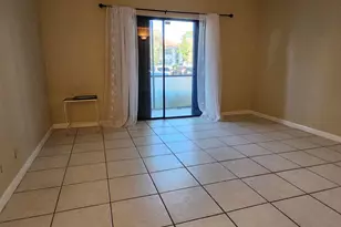 545 Trace Cir, Deerfield Beach, FL 33441 - Photo 4