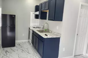 649 NW Fairhaven Dr, Port Saint Lucie, FL 34983 - Photo 1