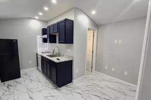 649 NW Fairhaven Dr, Port Saint Lucie, FL 34983 - Photo 2