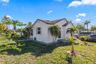 1031 N E St, Lake Worth Beach, FL 33460 - Photo 8