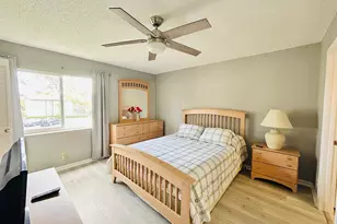 408 Pine Glen Ln, Greenacres, FL 33463 - Photo 10