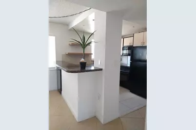720 Bayshore Drive #201, Fort Lauderdale, FL 33304 - Photo 10