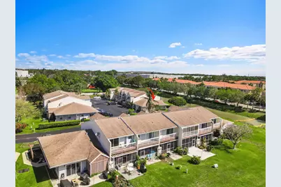 100 E Hemingway Circle, Margate, FL 33063 - Photo 18