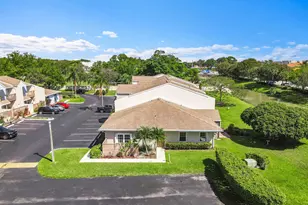 100 E Hemingway Cir, Margate, FL 33063 - Photo 20