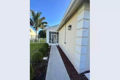 7660 Mansfield Hollow Road, Delray Beach, FL 33446 - Photo 4