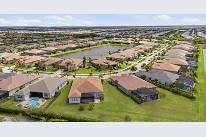 11711 SW Coronado Springs Drive, Port Saint Lucie, FL 34987 - Photo 46