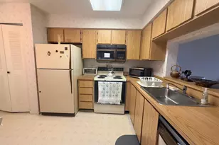 7240 Huntington Ln, Delray Beach, FL 33446 - Photo 2