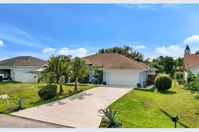 3285 SE Pinto Street, Port Saint Lucie, FL 34984 - Photo 2