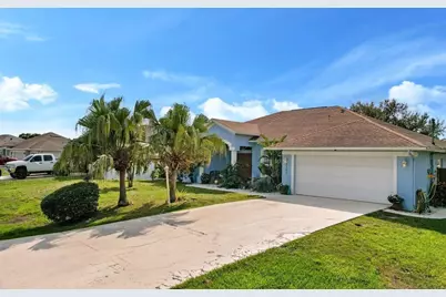 3285 SE Pinto Street, Port Saint Lucie, FL 34984 - Photo 4