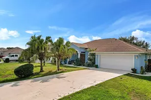3285 SE Pinto St, Port Saint Lucie, FL 34984 - Photo 4